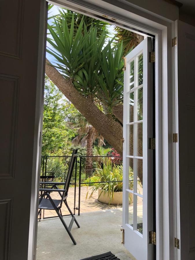 Little Treasure With Up To 25 Percent Off Ferry * Shanklin